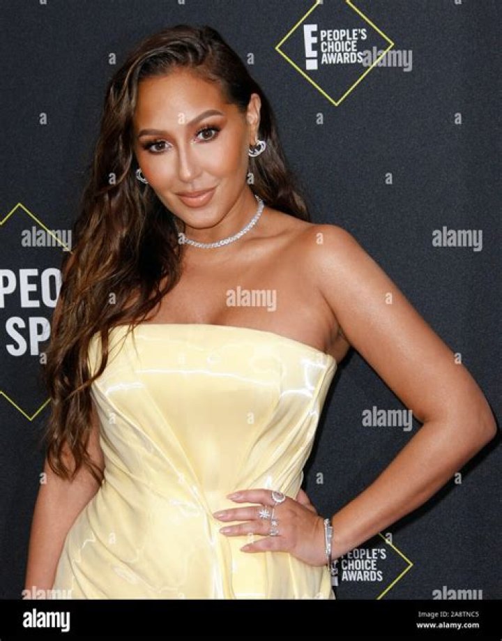 Adrienne Houghton attends the 2019 E! People's Choice Awards at Barker Hangar on November 10, 2019 | Photo: GettyImages