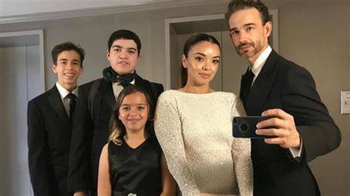 Anel Lopez has got three kids, 2 sons, Ethan Gorham and Lucas Gorham and 1 daughter Alondra