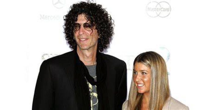 Ashley Jade Stern Net Worth, Sisters and Bio Gadgetswright