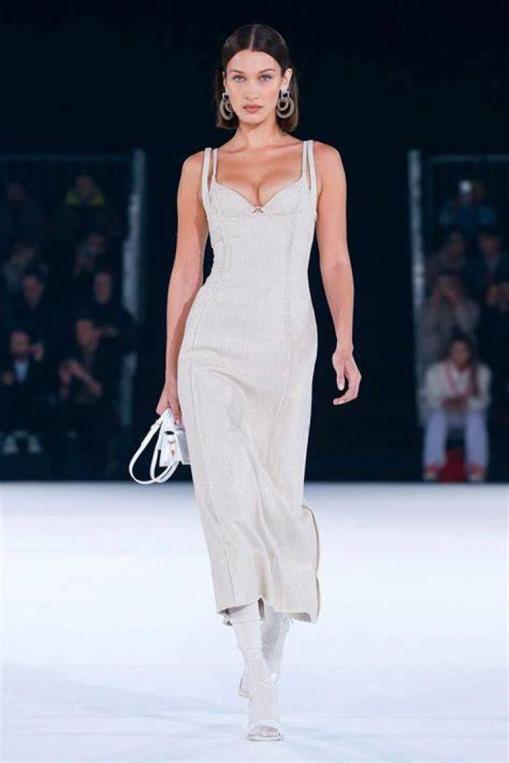 Bella Hadid poses for Jacquemus' summer collection in a bikini and maxi skirt