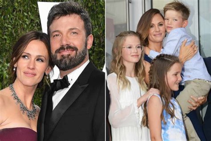 Ben Affleck Children / Ben Affleck and Jennifer Garner bundle up for weekend with / And so
