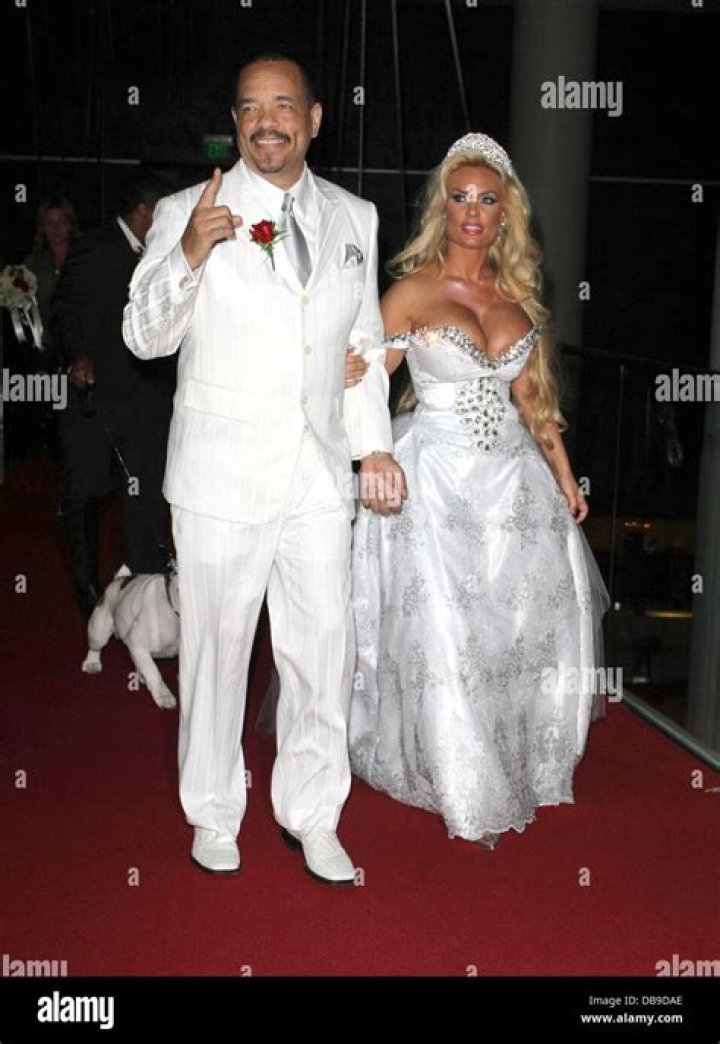 Coco and Ice-T at the "Blood Diamond" New York City Screening on November 30, 2006 at MoMa in New York City, New York, United States. | Source: Getty Images