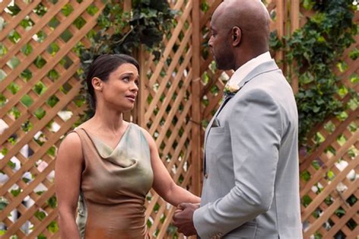 Colin Lawrence as Preacher, Kandyse McClure as Kaia