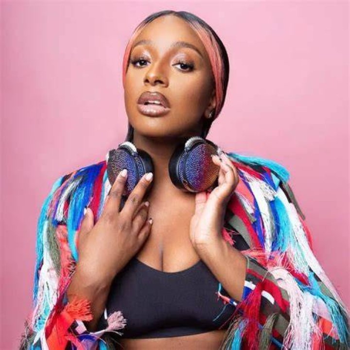 DJ Cuppy breakup glow
