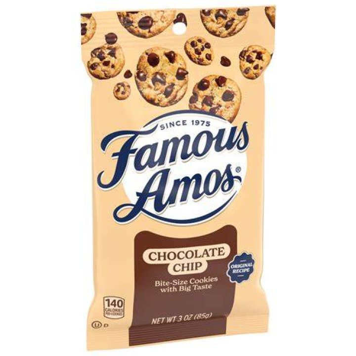 Famous amos bite size chocolate chip cookies
