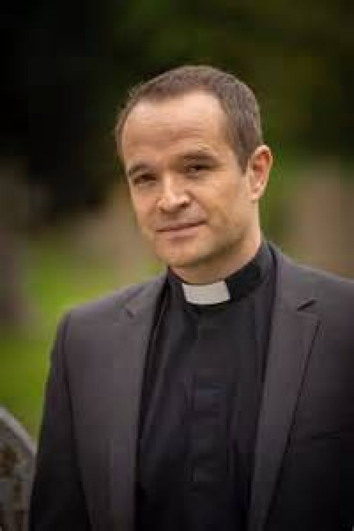 Grantchester star Oliver Dimsdale's wife is a famous TV star