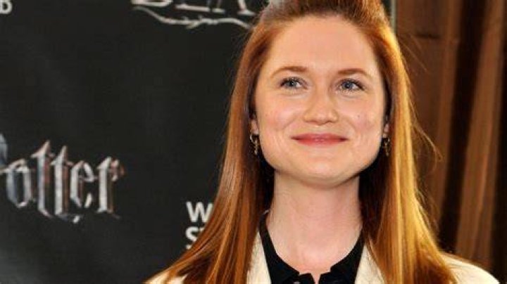 Harry Potter star Bonnie Wright is pregnant! See Ginny actress' bump