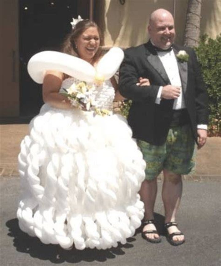 Hilariously Ugly and Dumb Wedding Dresses That Will Make You Never Want to Get Hitched Obsev