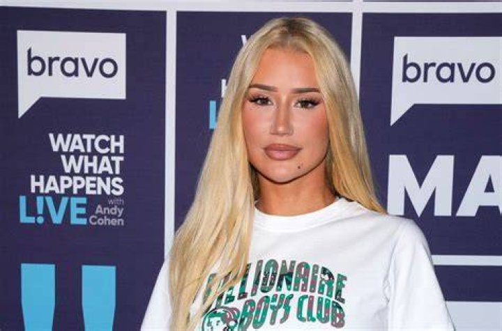 Iggy Azalea Says She Couldn't Finish Show in Saudi Arabia 'Because of My Pants Splitting'