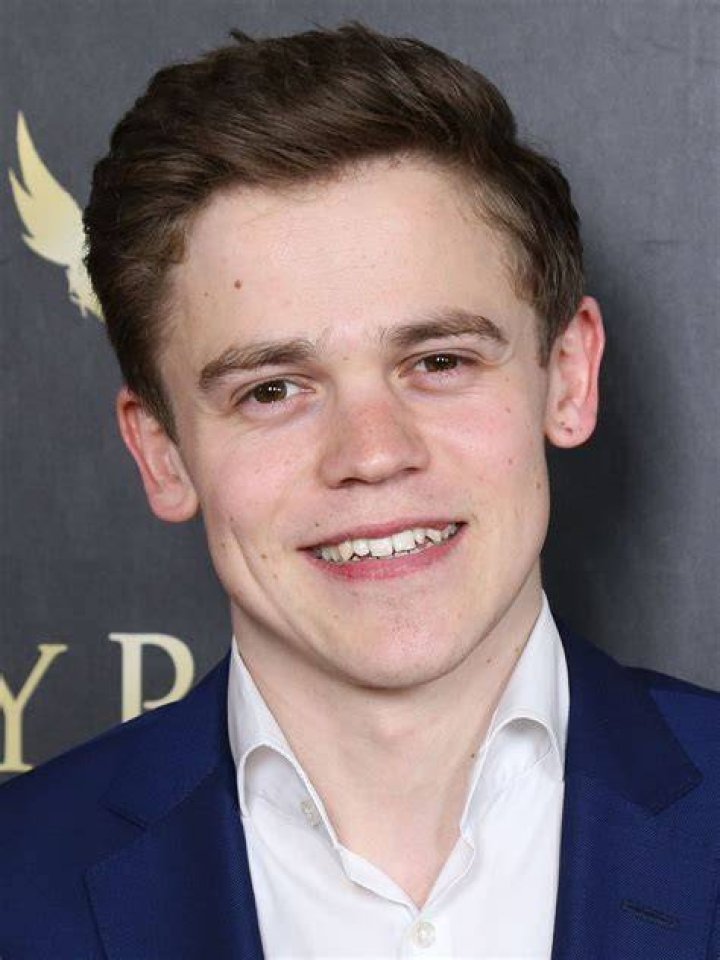 Is Sam Clemmett Married?