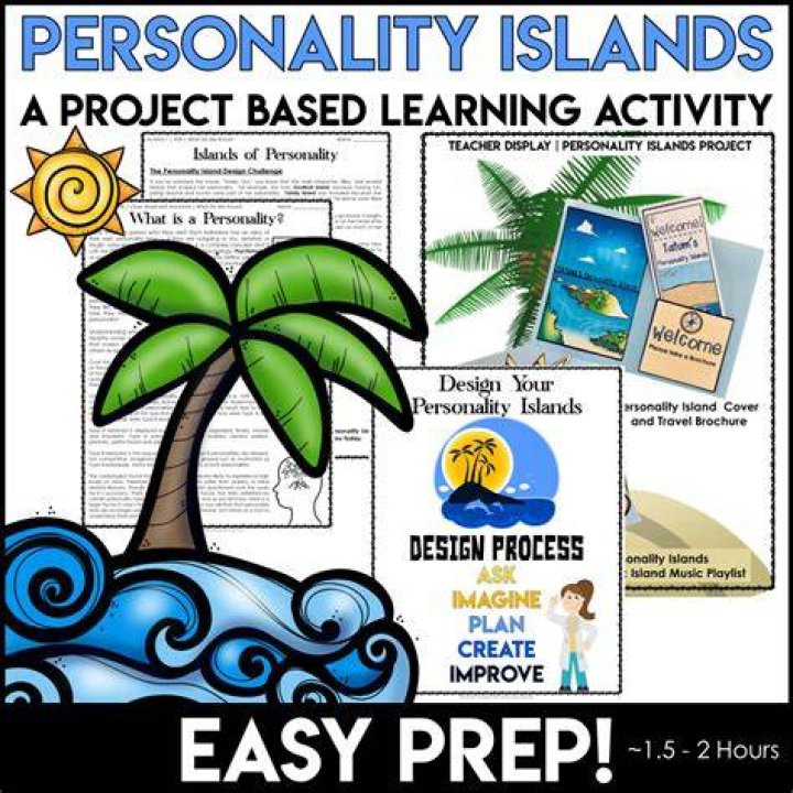 Island time:&nbsp;The internet personality's honey-highlighted hair was wavy and worn in a half-up / half-down style