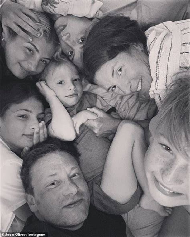 jamie jools oliver children selfie