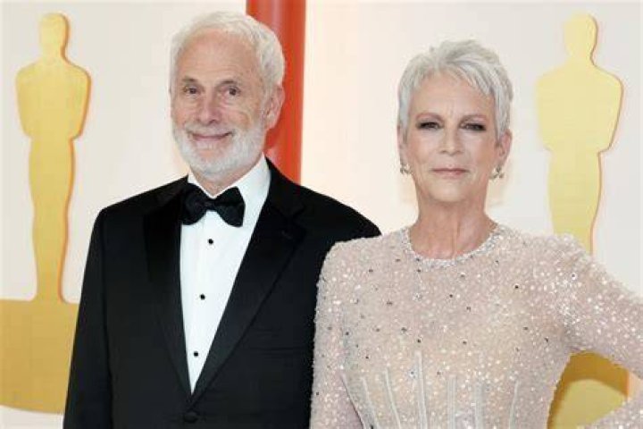 Jamie Lee Curtis, her husband Christopher Guest, daughter Annie Guest and mother actress Janet Leigh attend the Hollywood Walk of Fame Star Ceremony to Honor Jamie Lee Curtis on September 3, 1998, in Hollywood, California. | Source: Getty Images