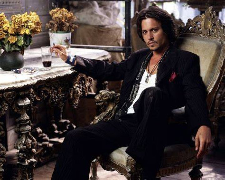 Johnny Depp sits in the courtroom at the Fairfax County Circuit Courthouse in Fairfax, Virginia, for his defamation trial, on April 26, 2022. | Source: Getty Images