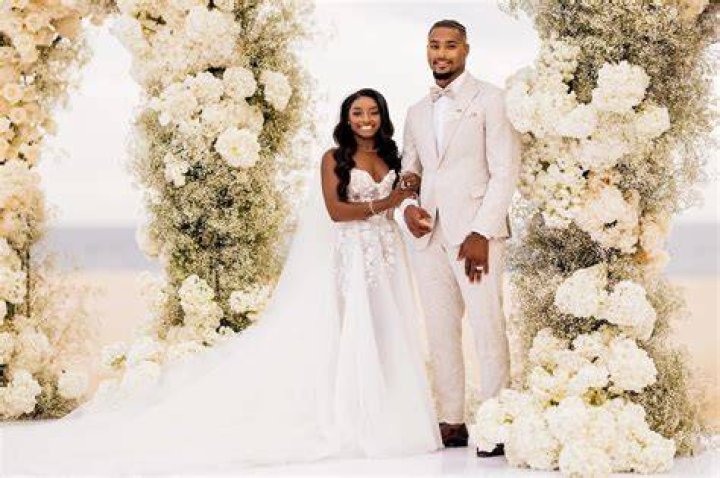 Jonathan Owens' Net Worth in 2023 How Much Has The NFL Player Earned Till Now?