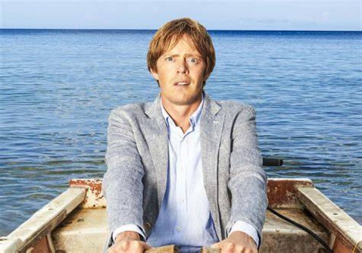 Kris Marshall as Humphrey Goodman in Beyond Paradise 