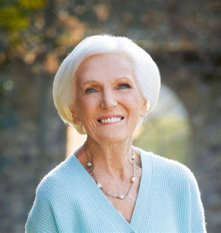Mary Berry's mother's 'dreadful' reaction to new husband Paul after wedding