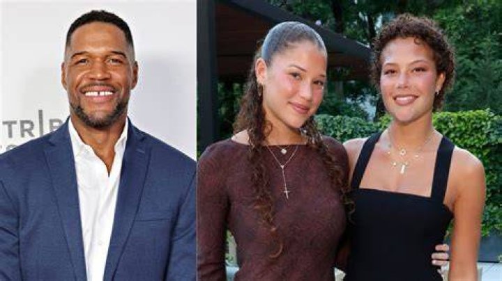 Michael Strahan with daughters and girlfriend Kayla Quick 