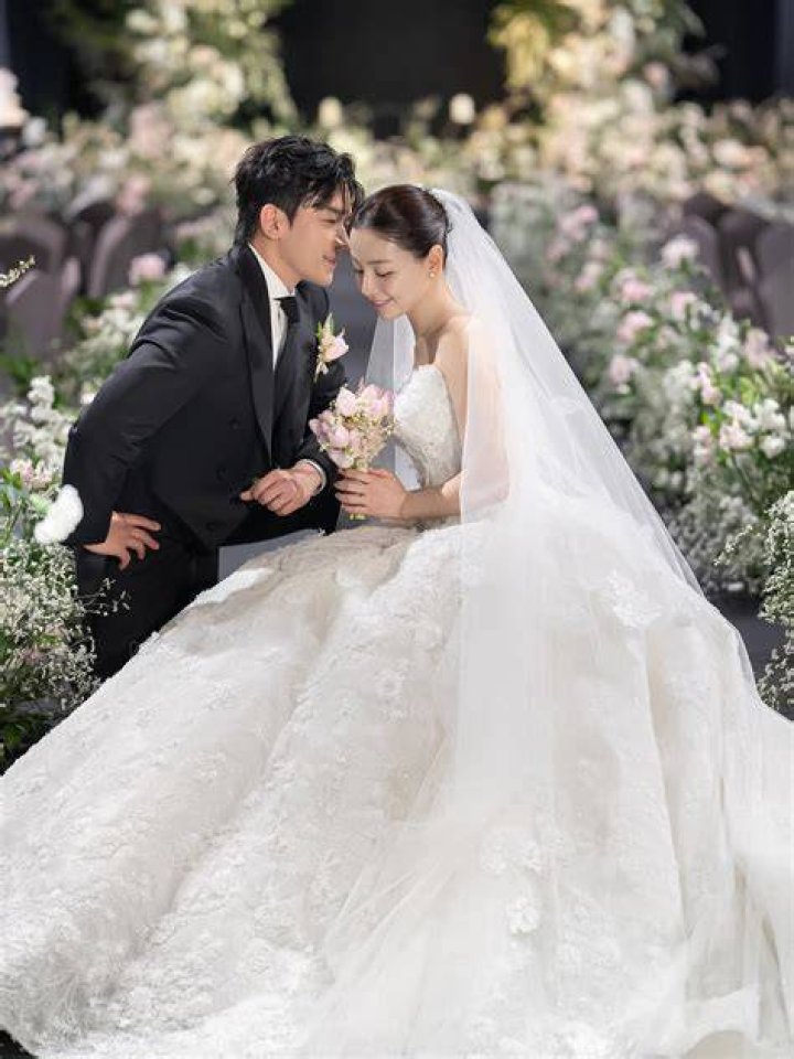 Min Woo Lee wife