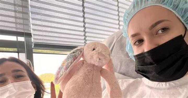 OnlyFans model has brain surgery, &lsquo;kept taking nudes&rsquo; in hospital ToriusMag