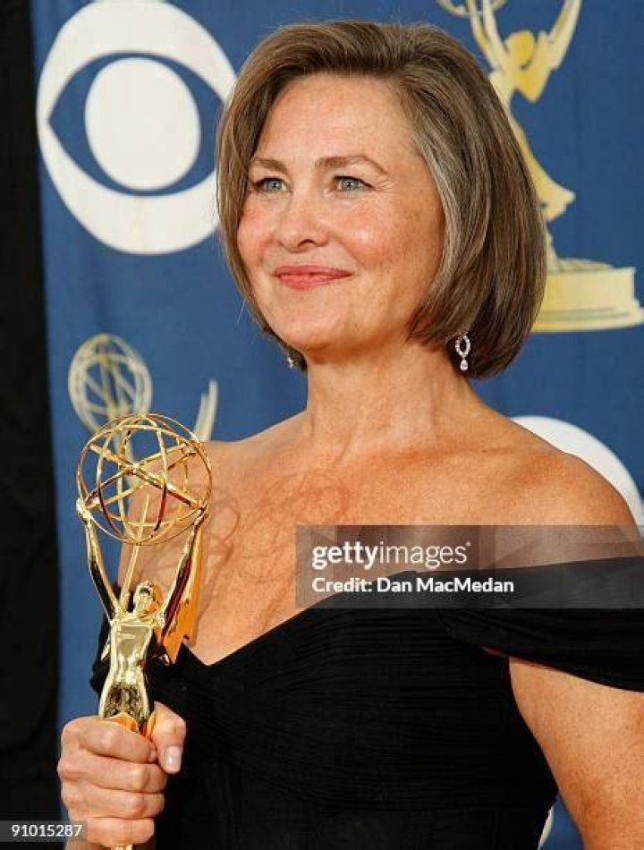 Outstanding Supporting Actress in a Comedy Series Ayo Edebiri, The Bear, poses in the press room
