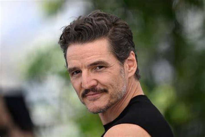 Pedro Pascal poses at the "Narcos" season 3 New York Screening at AMC Loews Lincoln Square 13 theater on August 21, 2017, in New York City | Source: Getty Images