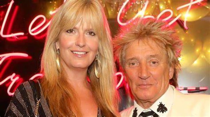 penny lancaster birthday cake