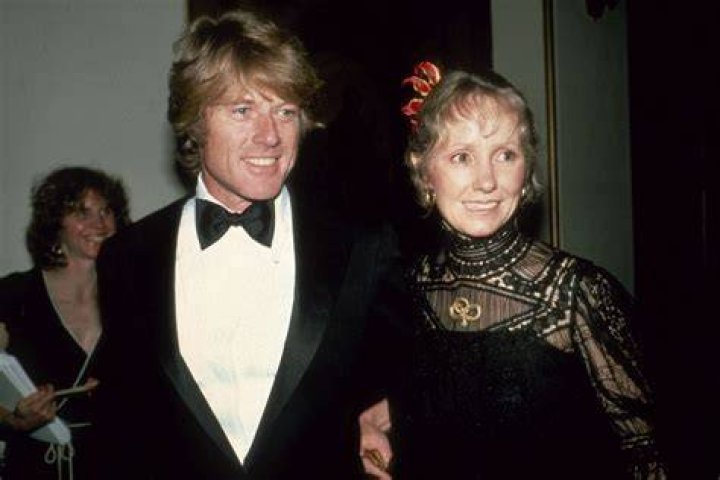Robert Redford and his wife Sibylle Szaggars attend the Men's Final on day fourteen of the 2015 US Open at USTA Billie Jean King National Tennis Center on September 13, 2015 | Photo: Getty Images