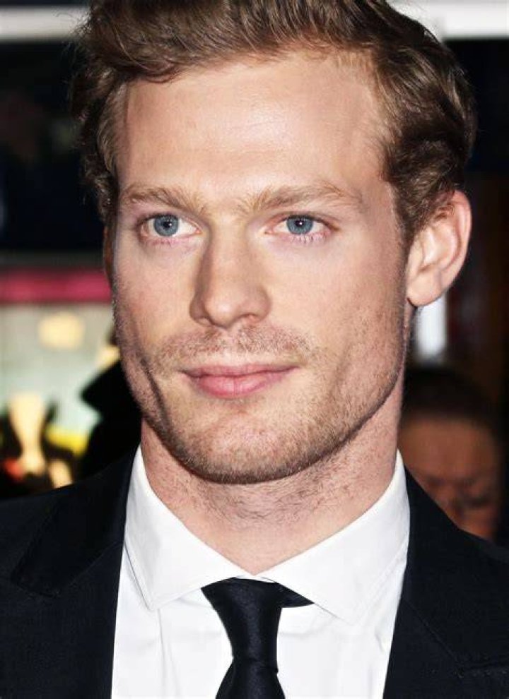 Sam Reid &mdash; Biografi Aktor, Film, Penghargaan & Fakta