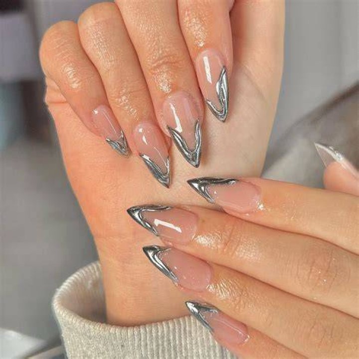 Silver chrome tip nails