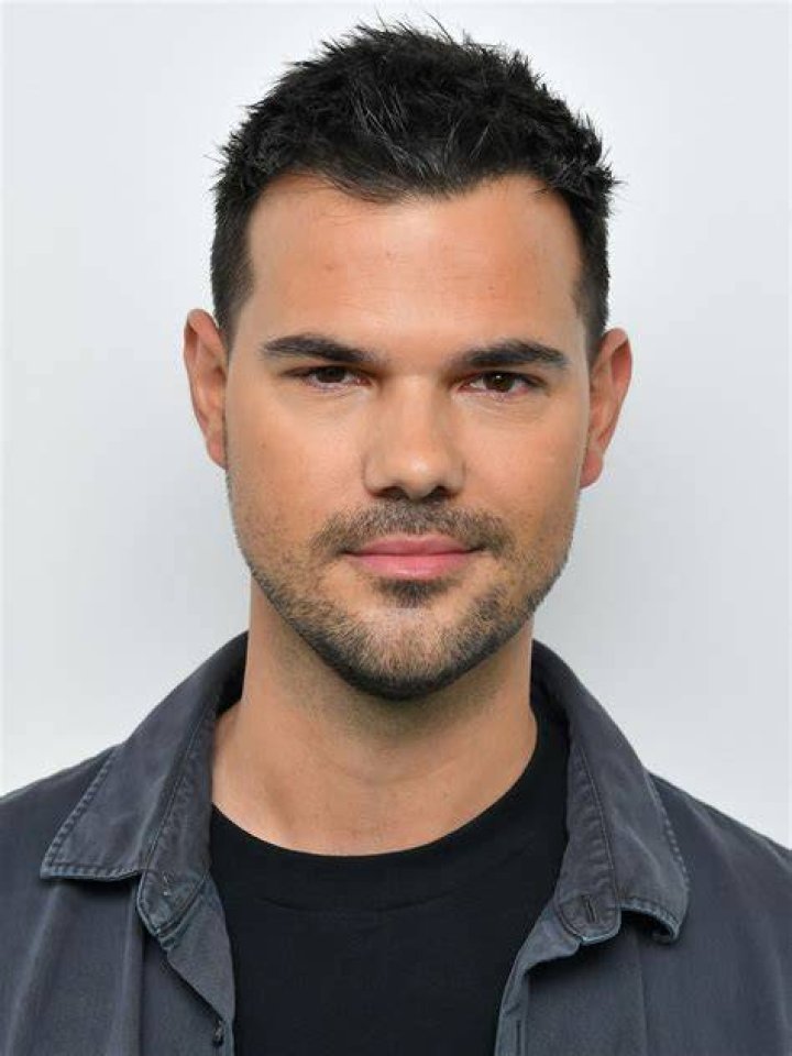 Taylor Daniel Lautner &hearts;