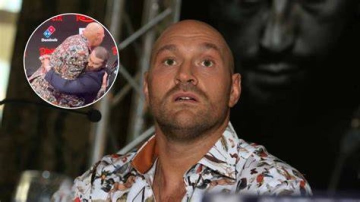 tyson fury with headband and white T-shirt 