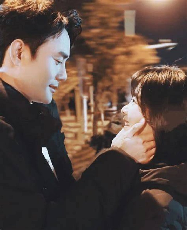 Wang Kai and Tan Songyun's relationship was exposed due to the drama. Fans expressed their