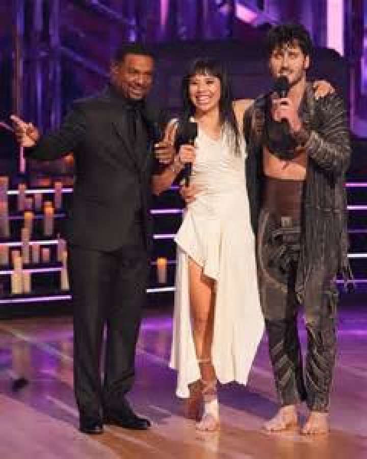 Xochitl Gomez sparks concern with judges during Dancing With the Stars 